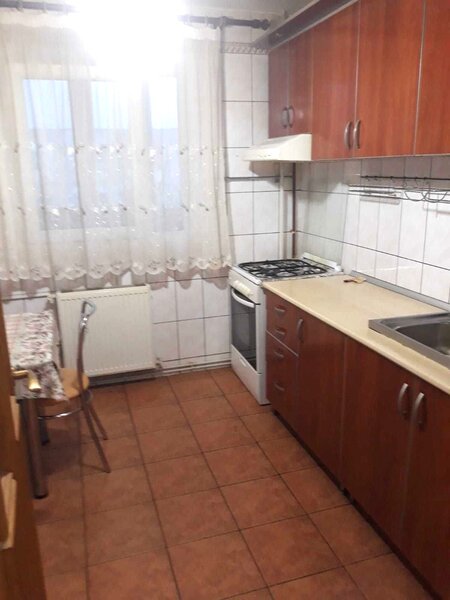 Berceni, str. caporal Gheorghe Ion, centrala termica, ac, parcare, 2 bai